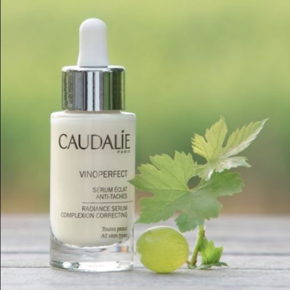 VINOPERFECT RADIANCE SERUM - Picture 3 of 4